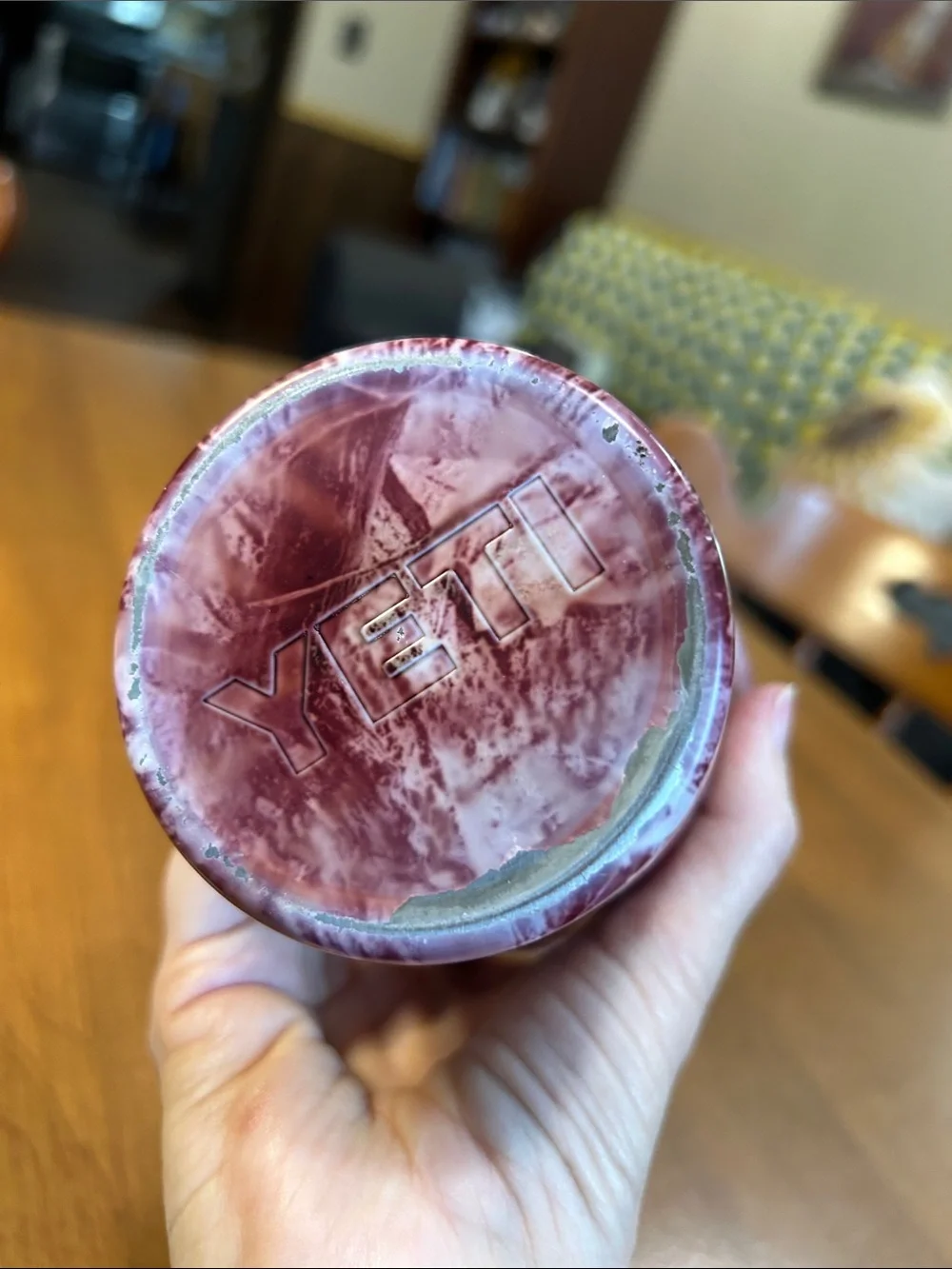 Yeti Maroon and White Marble Insulated Tumbler 30 oz